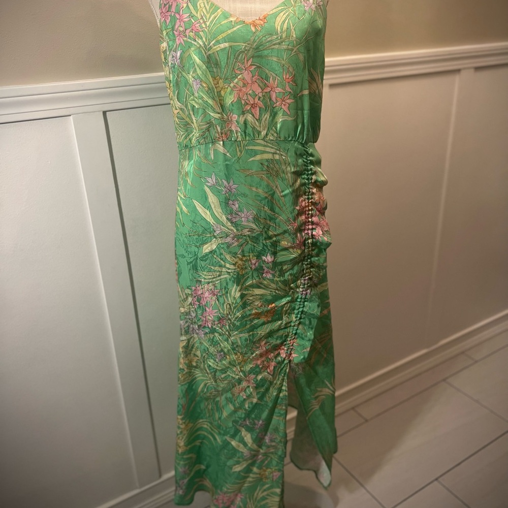 NWT Delfi Collection Frankie Green Floral Gathered Dress - M